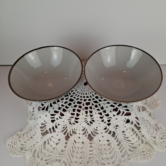 Beautiful Asian Rice Bowls with Koi Fish Design - Picture 4 of 5